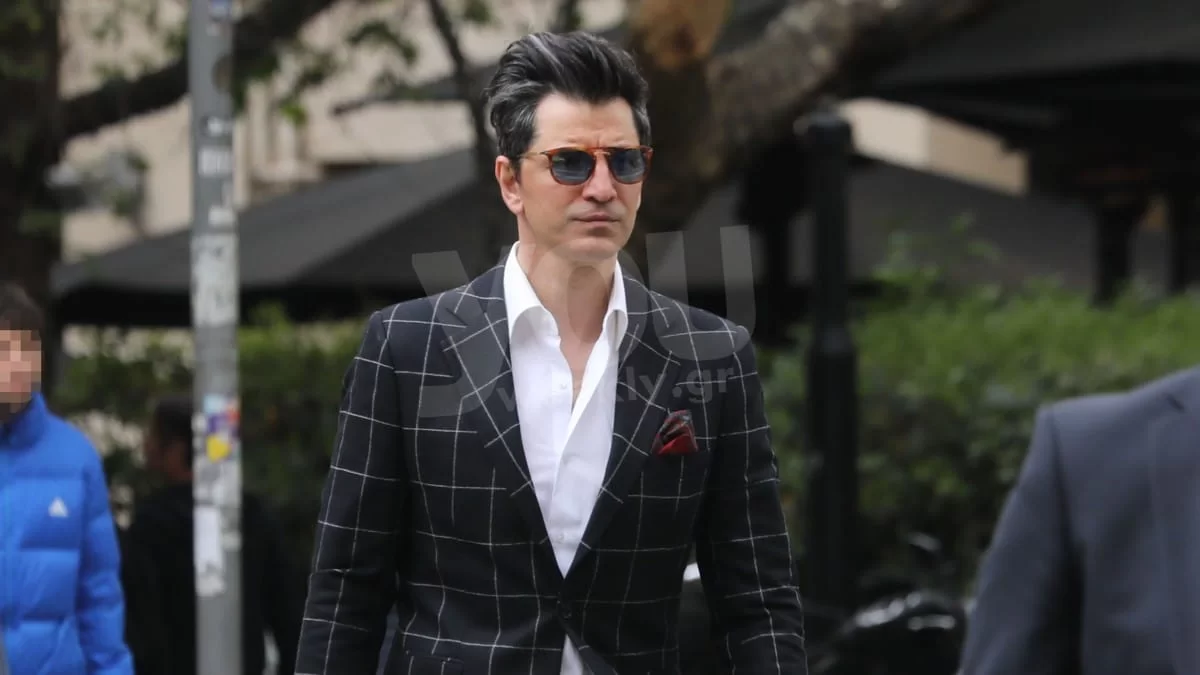 «Σηκώνομαι και δίνω ένα φούσκο στον Σάκη Ρουβά...»