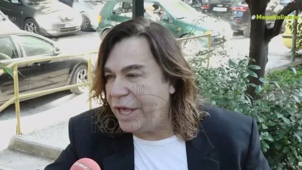«Ο Λάκης Γαβαλάς δεν ήταν σχεδιαστής» - "Κόλαφος" ο Τρύφωνας Σαμαράς