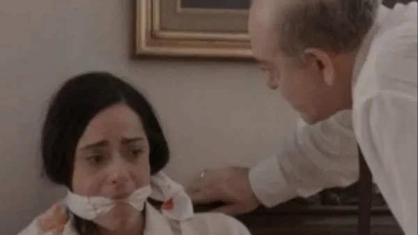 Ο Παράδεισος των Κυριών: «Κάτω τα χέρια σου απ' τη Μιράντα μωρή καραφλή οχιά» - "Σπάραξε" το Twitter με την σκηνή του ξυλοδαρμού της Μιράντας από τον Θανάση