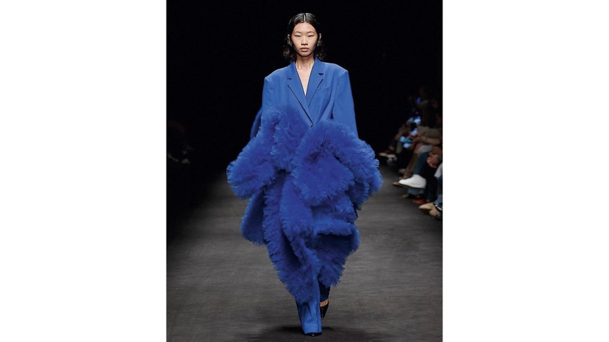 Το μπλε είναι το νέο μαύρο