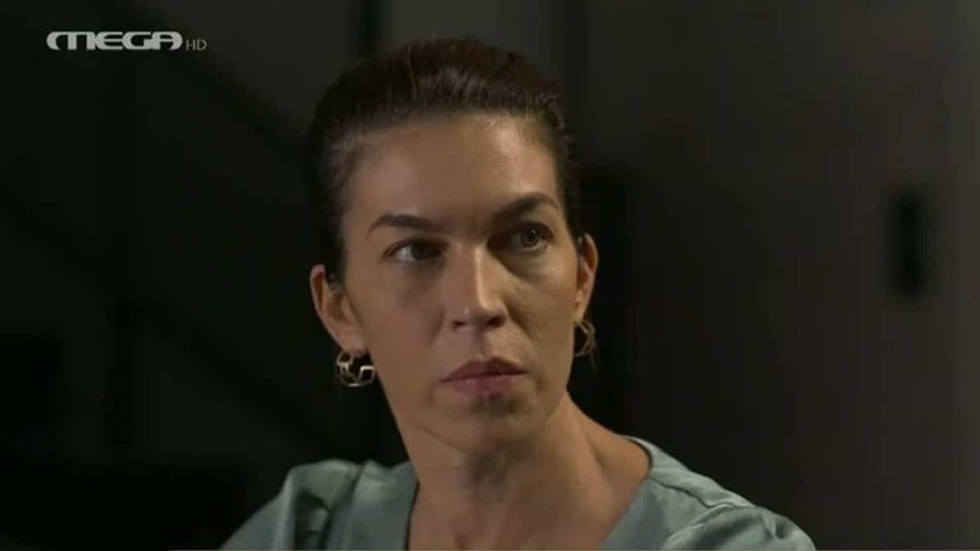 Άγριο ξύλο με Βίκο και Πέτρο μαυρο ροδο