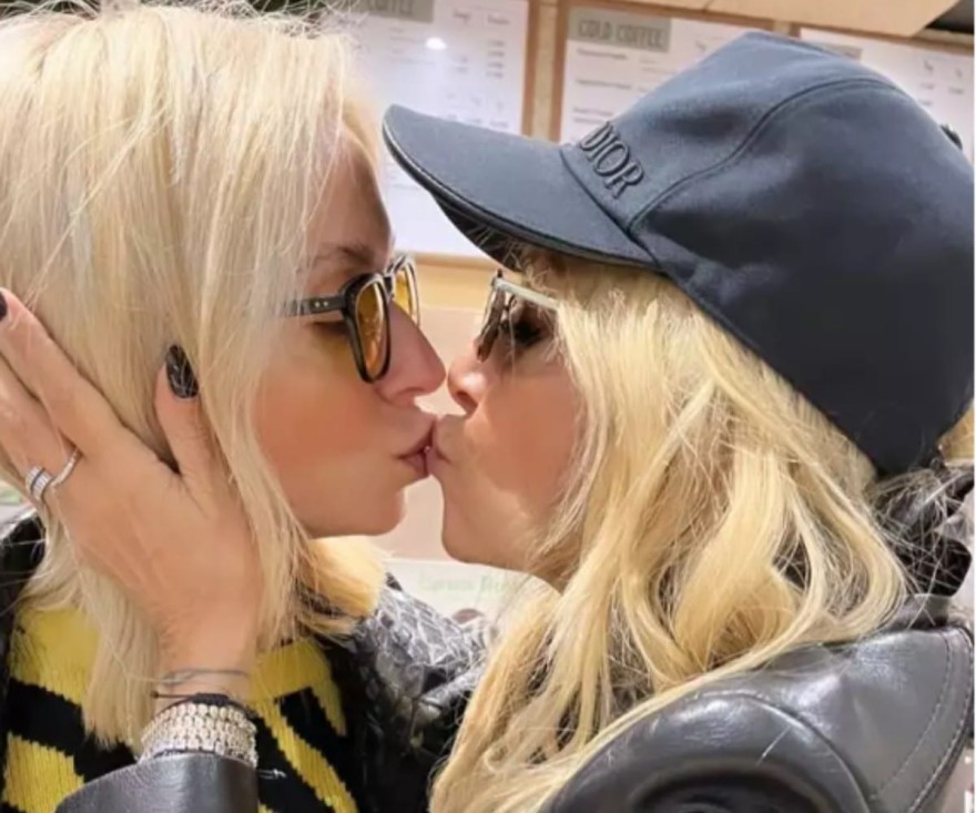 Το φιλί του αποχαιρετισμού 