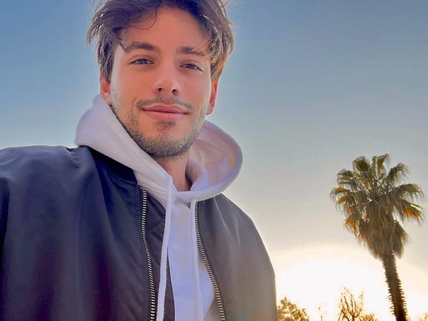 Βαγγέλης Κακουριώτης Γη της Ελιάς