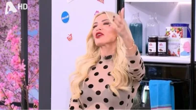 «Λέτε να έχω κάποια στέρηση;» - Άναυδοι στο πλατό του ALPHA με την Κατερίνα Καινούργιου