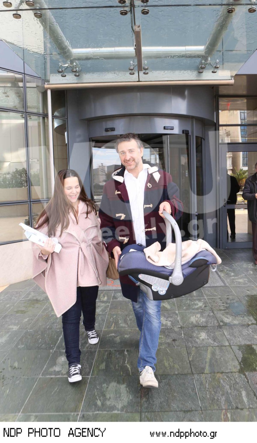 Νίκος Φαράκλας Ελιάνα Χρυσικοπούλου γέννα