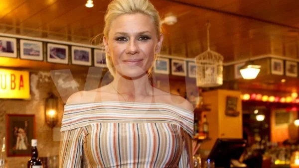 Επιστρέφει στην τηλεόραση η Κατερίνα Καραβάτου - Ποια εκπομπή αναλαμβάνει