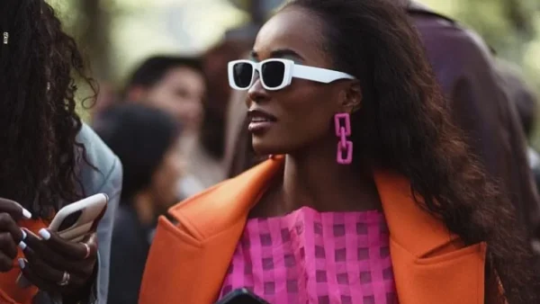 Αυτά είναι τα 5 πιο trendy χρώματα του 2023! Πως τα φοράνε οι fashionistas στις Εβδομάδες Μόδας;