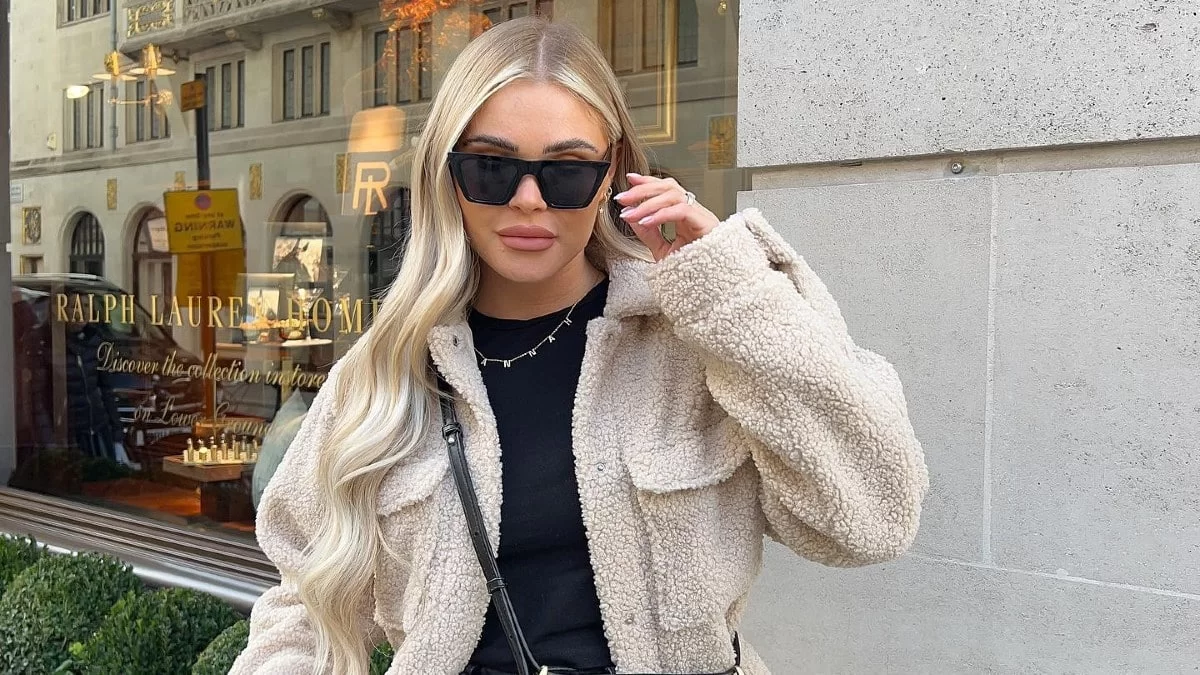 Αυτά τα κασκόλ θα φορεθούν τον χειμώνα του 2023 - Αγόρασε τα πριν τα πάρουν όλοι