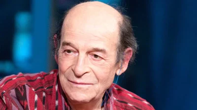 Είναι παντρεμένοι από το 1975 - Αυτή είναι η σύζυγος του Μανούσου Μανουσάκη