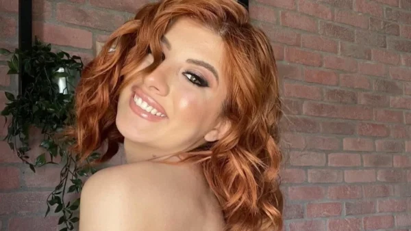 Χώρισε και το ανακοίνωσε με μια μόνο λέξη - Ελεύθερη ξανά η Νικολέττα Τσομπανίδου