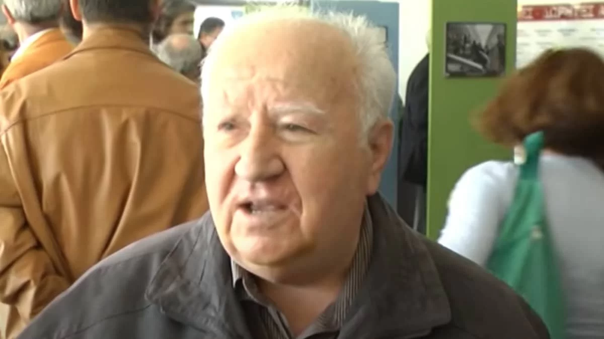 Πέθανε ο σεισμολόγος Βασίλης Παπαζάχος