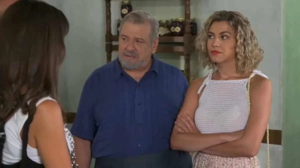 Χαιρέτα μου τον πλάτανο (14/11): Ένας τσακωμός ταράζει την Χρύσα - Πηγαίνει εκτάκτως στον γυναικολόγο