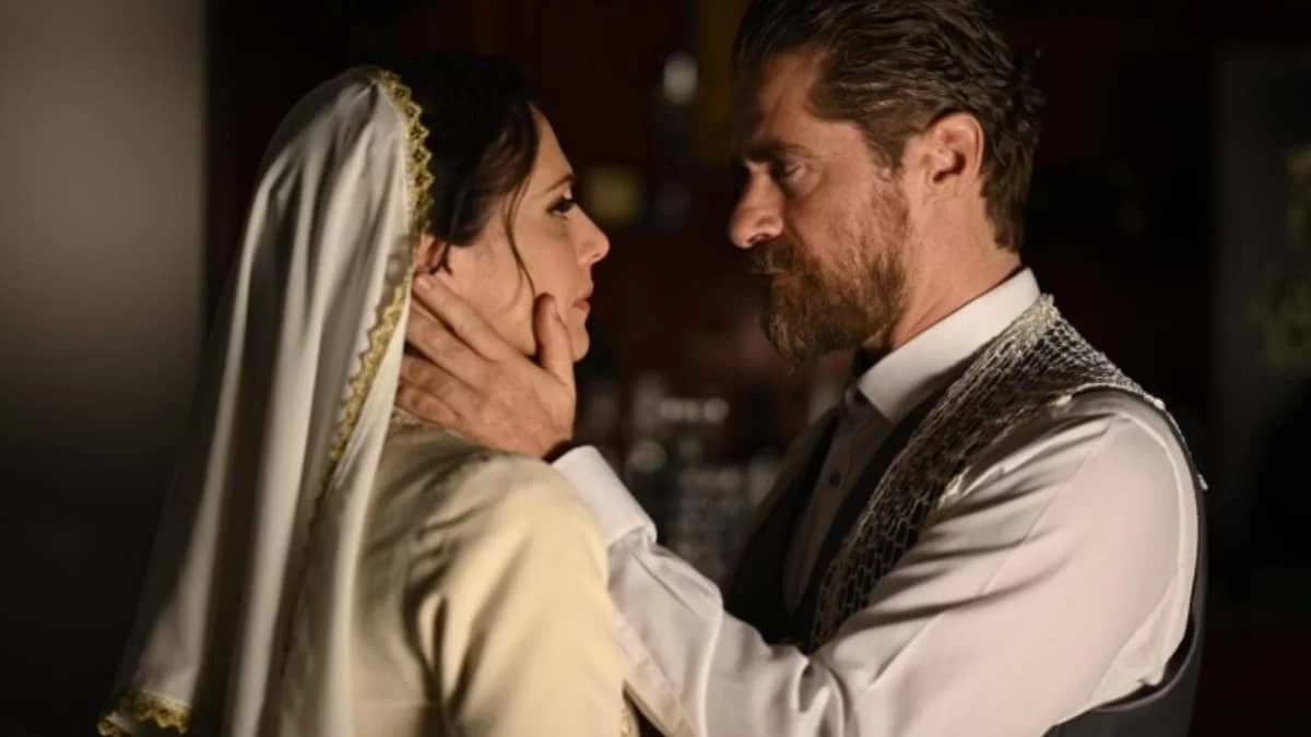 Σασμός: "Γκρέμισε" το Twitter ο γάμος Βασιλικής & Μαθιού - «Άξιζε η αναμονή»