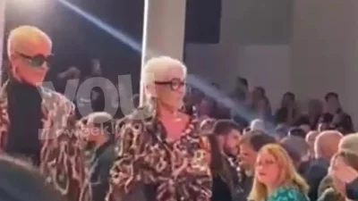 Η 79χρονη Τίτσα του GNTM 5 περπάτησε στην πασαρέλα μαζί με την κόρη της - Ντυμένες στα λεοπάρ, χέρι χέρι