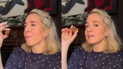 Εντελώς ακομπλεξάριστη η Καλομοίρα - Το βίντεο που έγινε viral μετά την γκάφα της με τα μελομακάρονα