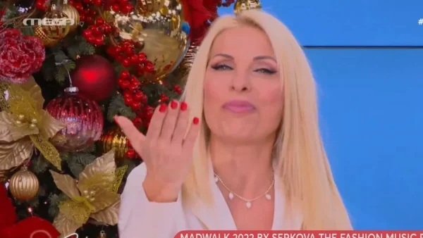 «Ήμουν ακόμα με τα πυτζαμάκια μου και...» - Η ασύλληπτη αποκάλυψη της Μενεγάκη για ερώτηση που της έκανε ο Παντζόπουλος