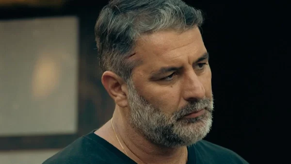 Αυτή η Νύχτα Μένει (5/12): «Σ' αγαπάω Ζέτα...» - Η σκηνή του Μπισμπίκη που θα «ρίξει» το Twitter