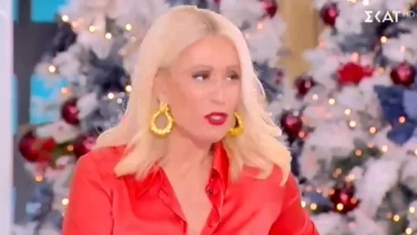 «Βγήκε έξω κι έκλαιγε...» - Η Μαρία Μπακοδήμου αποκάλυψε το άγνωστο περιστατικό με πρωταγωνίστρια της Δέσποινα Βανδή στο J2US