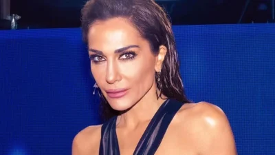 Το "γυμνό" φόρεμα της Δέσποινας Βανδή είναι δημιουργία του Στέλιου Κουδουνάρη - Το φόρεσε στο Just the 2 of us