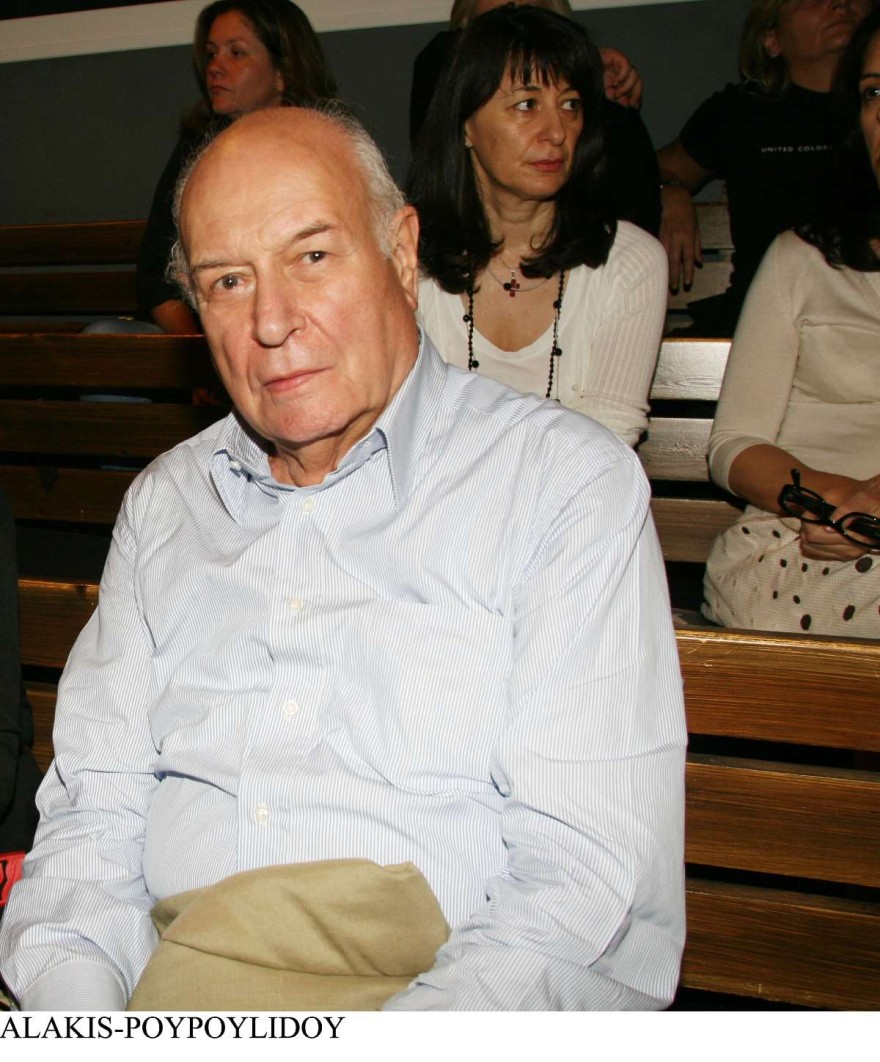 Πέθανε - Διακογιάννης