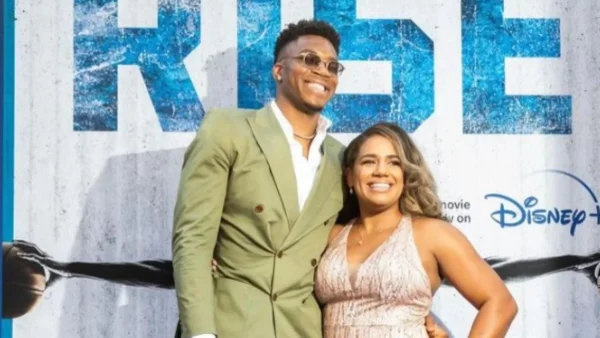 Γιάννης Αντετοκούνμπο: «Λατρεύω τα πάντα σε...» - Η τρυφερή ανάρτηση της συντρόφου του για τα γενέθλια του