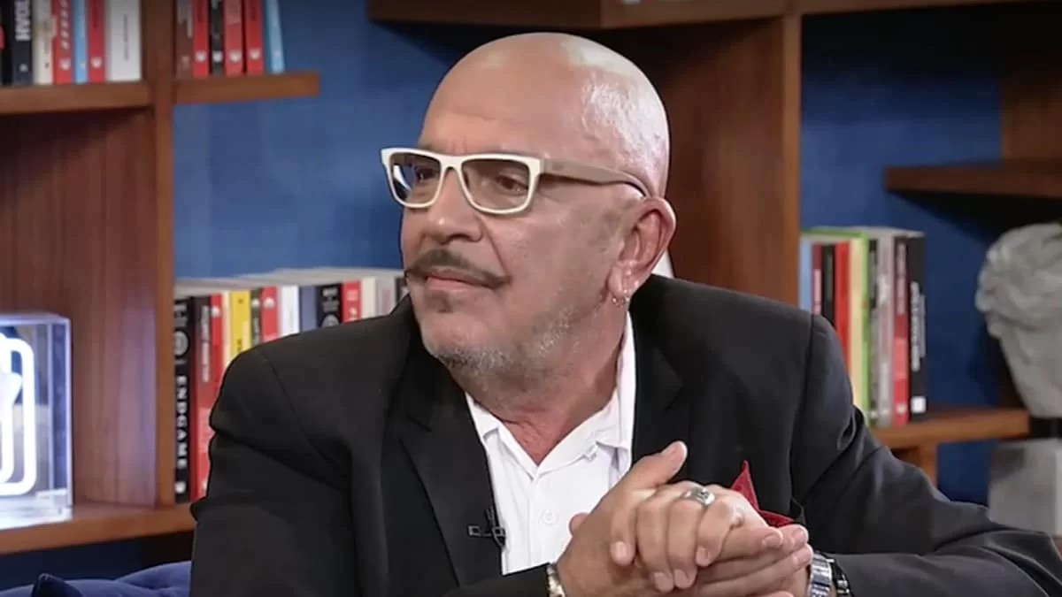 «Άν ισχύουν αυτά που είπε η Εβελίνα Παπούλια είναι...» - Οι "αιχμηρές" δηλώσεις του Γιάννη Ζουγανέλη κατά του Πέτρου Φιλιππίδη