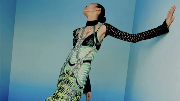 Gold tough - Το χρυσό ταιριάζει στα Χριστούγεννα