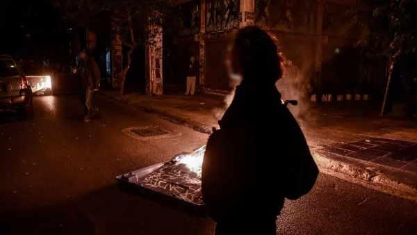 Εξάρχεια: Επεισόδια και εντάσεις στο σημείο που δολοφονήθηκε ο Γρηγορόπουλος