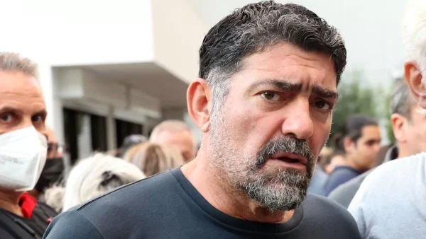 Δύσκολες ώρες για τον Μιχάλη Ιατρόπουλο - Τι συνέβη