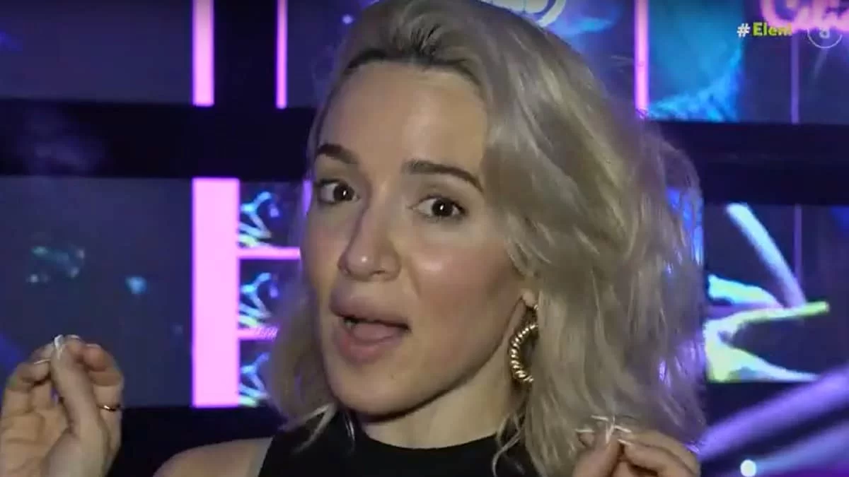 «Ήμουν λίγο στενοχωρημένη και...» - Τι κρύβεται πίσω από την απόφαση της Καλομοίρας να γίνει ξανθιά