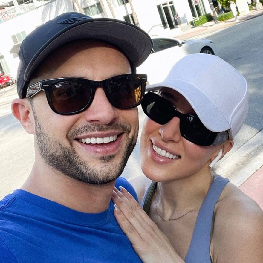 Καλομοίρα σύζυγος