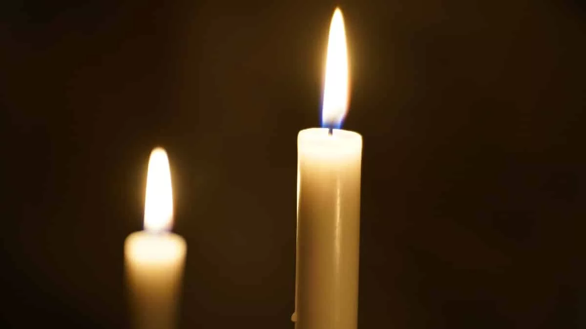 Νοσηλευόταν 20 ημέρες στο Γεννηματά με κορωνοϊό - Έφυγε από τη ζωή γνωστός Έλληνας τραγουδιστής