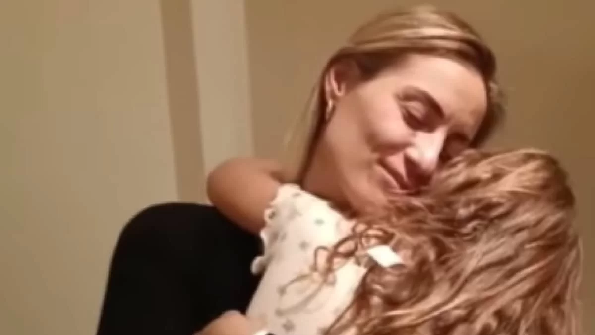 "Λιώνει" για εκείνη - Η Ελεονώρα Μελέτη έκλεισε τη χρονιά στην αγκαλιά της κόρης της