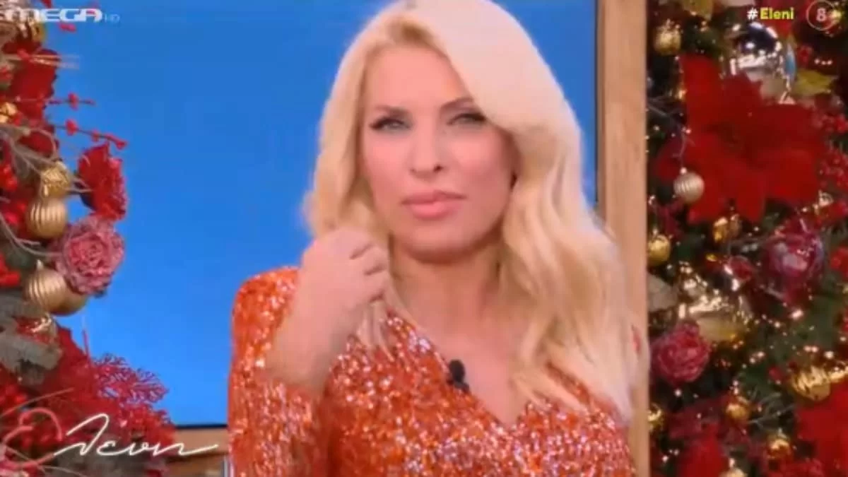 Ατύχημα για την Ελένη Μενεγάκη στον αέρα του MEGA - Το μίνι φόρεμα της έφερε... αποκαλύψεις
