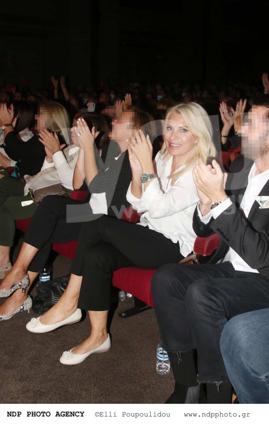 Ελένη Μενεγάκη δημόσια έξοδος