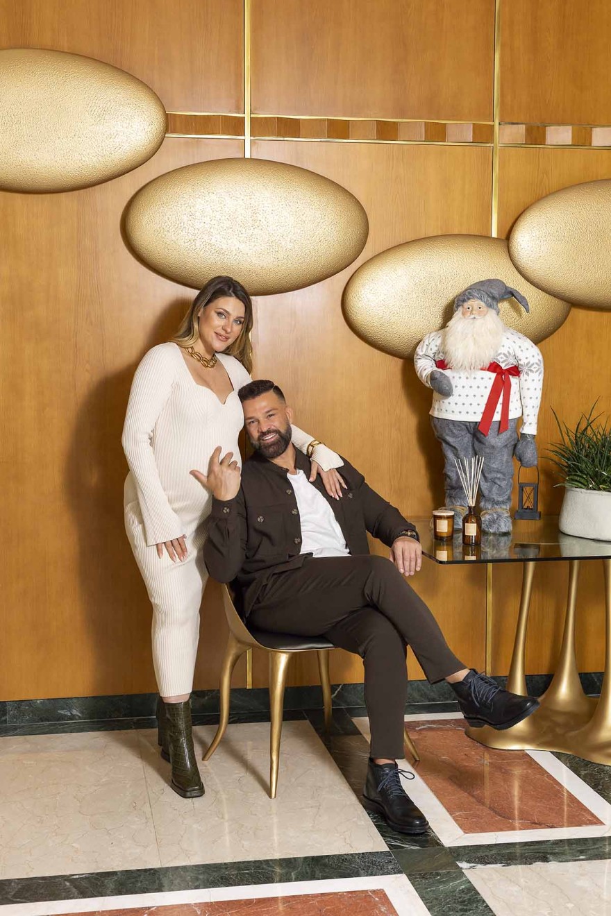 Christmas Family: 'Ολα τα κομμάτια που θα χρειαστείς τις γιορτές για τη γυναίκα, τον άντρα και το παιδί