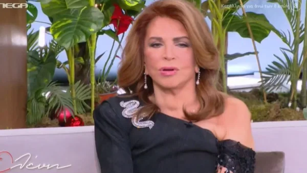 «Έχεις κάνει χιλιάδες ώρες τηλεόρασης, είσαι όμως...» - Η συγκινητική δήλωση της Μιμής Ντενίση στην Ελένη Μενεγάκη