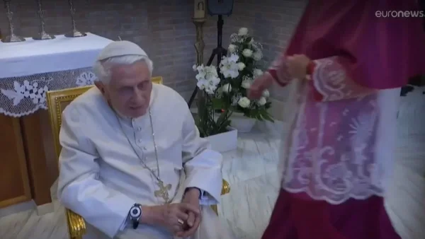 Πέθανε ο πρώην Πάπας Βενέδικτος