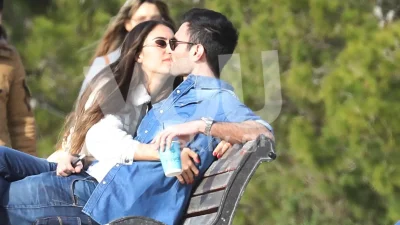 Άννα Πρέλεβιτς - Νικήτας Νομικός: Εντυπωσιακό το Χριστουγεννιάτικο δέντρο τους! Φωτογραφία από το σαλόνι