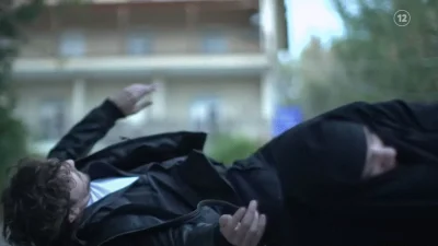 Μαύρο ρόδο (21/12): Πυροβολισμοί στο χωριό - Πέτρος και Ελισάβετ πέφτουν κάτω από τη σφαίρα του...