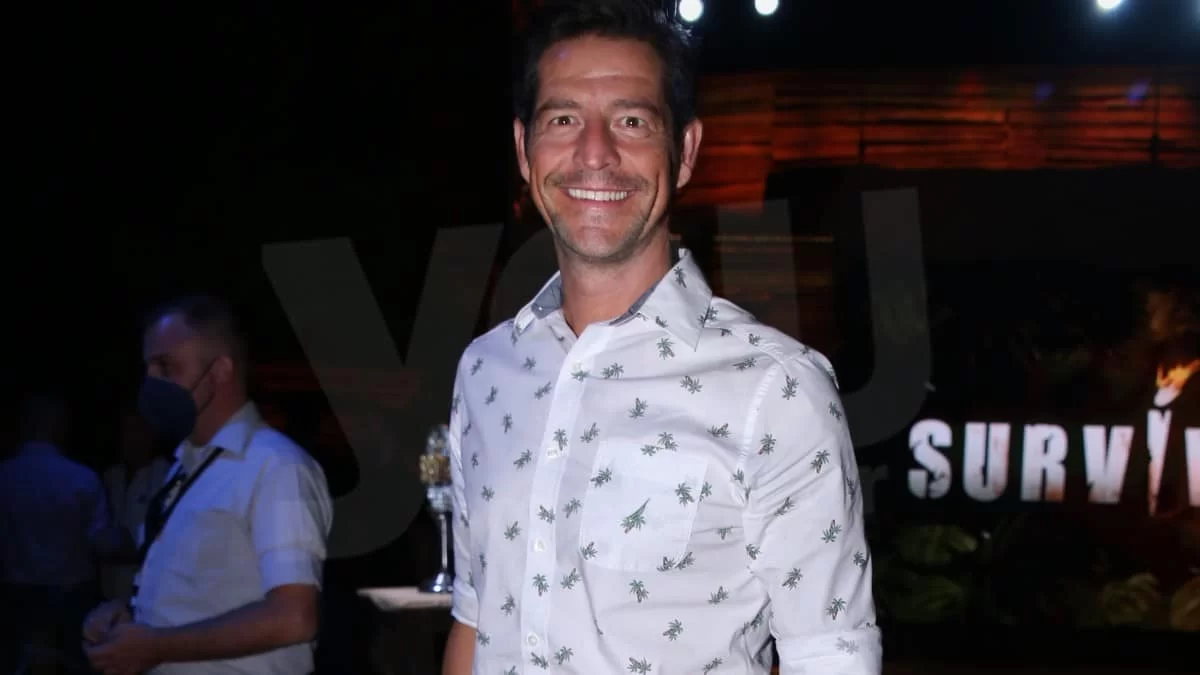 Με τζάκι και ρομαντική διακόσμηση - Full in love ο Απόστολος Ρουβάς στο νέο του σπίτι με τη Φανή