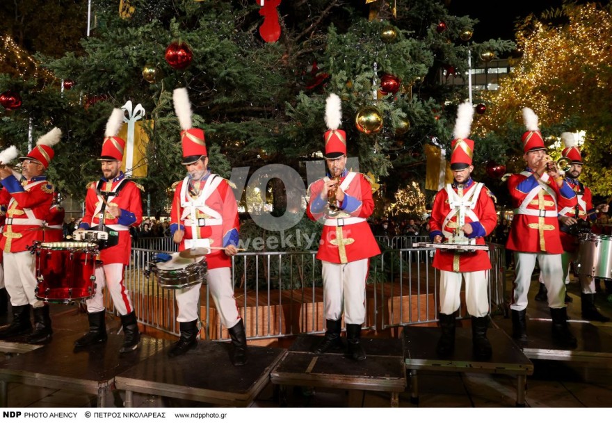 Σύνταγμα φωταγώγηση