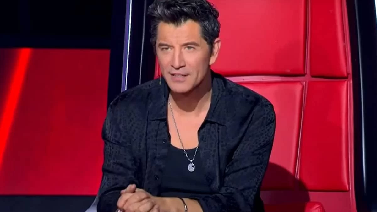 The Voice: Τα πειράγματα δεν είχαν τέλος - Επέστρεψε για 2η φορά στο παιχνίδι και αυτή τη φορά "κέρδισε" την επιτροπή