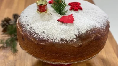 Βασιλόπιτα τσουρέκι: Το νούμερο ένα κόλπο με την μεμβράνη κουζίνας για να βγει «αφρός»