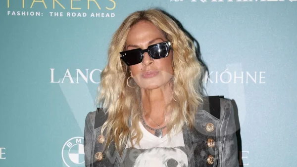 Η Άννα Βίσση γιόρτασε τα γενέθλιά της - Αποκαλύφθηκε η ηλικία της τραγουδίστριας