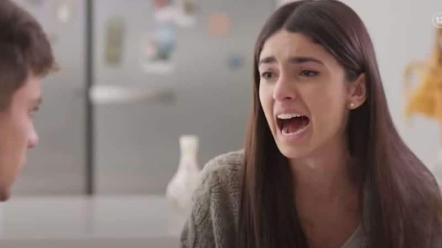 Γη της Ελιάς: Σούπερ αποκλειστικό - Η Βασιλική παίρνει το παιδί από τον Φίλιππο!