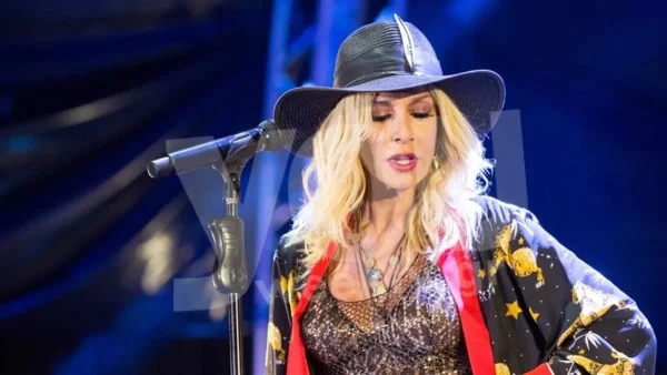 Ακυρώνει όλες τις εμφανίσεις της η Άννα Βίσση - Ποια η κατάσταση της υγείας της