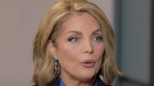 «Ήμουν ερωτευμένη πλατωνικά μαζί του» - Η Άντζελα Γκερέκου "σπάει" τη σιωπή της για την σχέση της με τον Τόλη Βοσκόπουλο