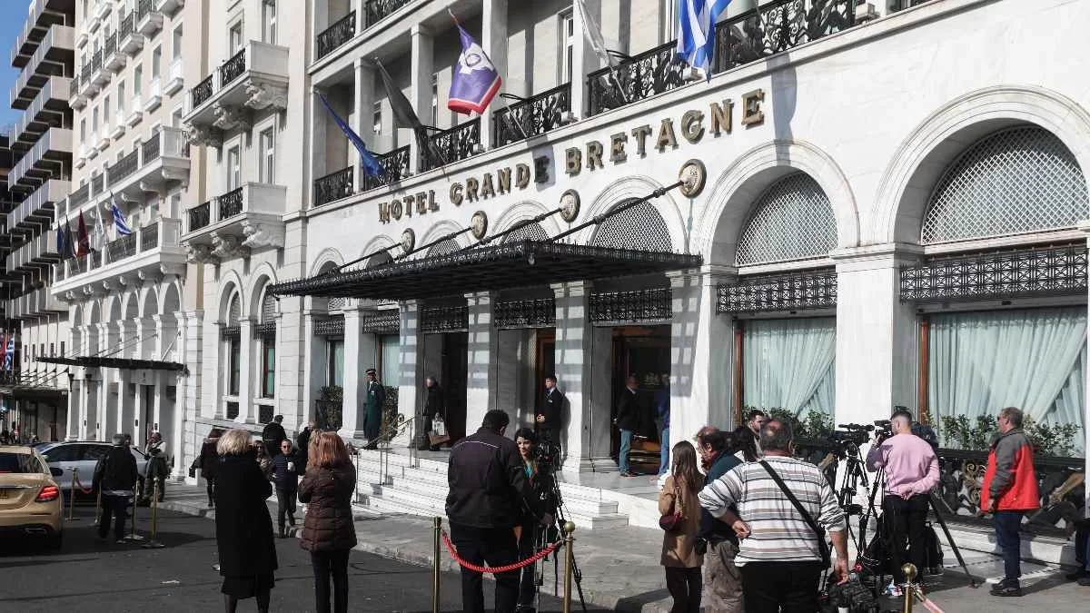 Κηδεία τέως βασιλιά Κωνσταντίνου: Από 2.000 έως... - Υπέρογκο το κόστος διαμονής στις σουίτες που διαμένουν τα μέλη των βασιλικών οικογενειών