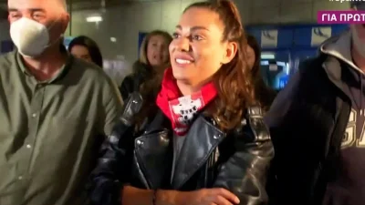 Survivor All Star: Ξέσπασαν σε κλάματα στο αεροδρόμιο - Η αντίδραση της Βαλαβάνη όταν την ρώτησαν για τον Βασάλο